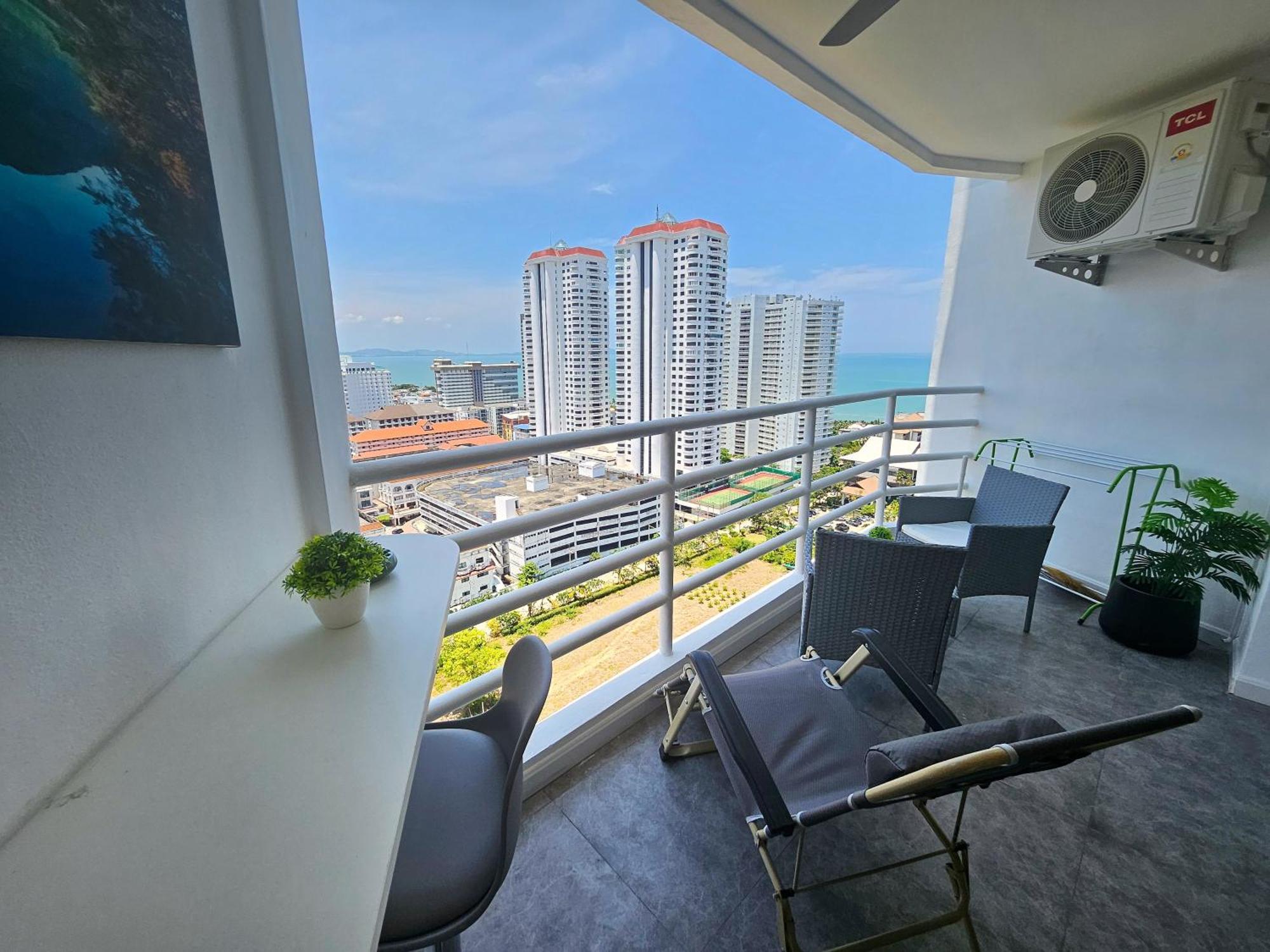 פאטאיה View Talay 5 Jomtien Beachfront מראה חיצוני תמונה