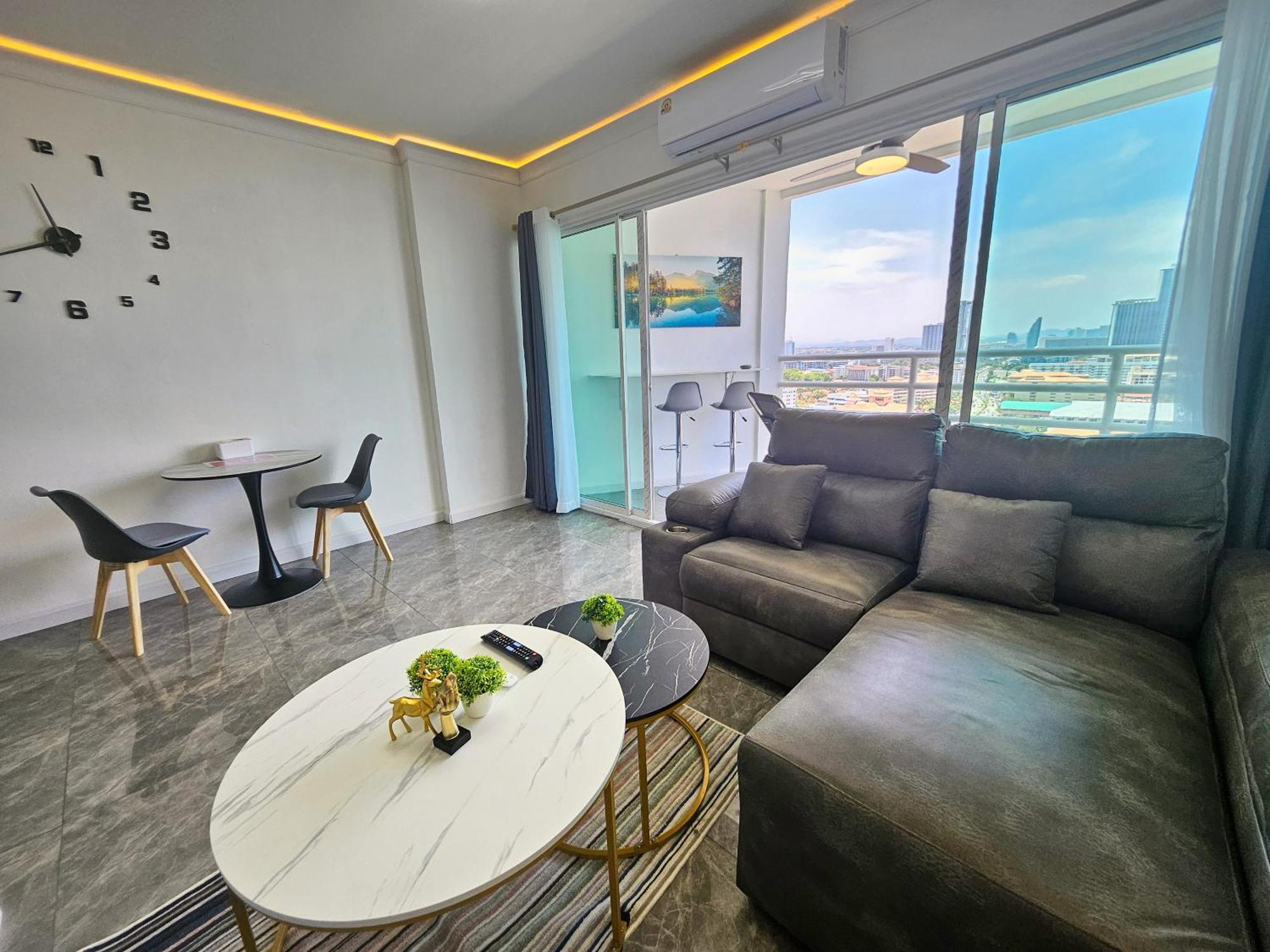 פאטאיה View Talay 5 Jomtien Beachfront מראה חיצוני תמונה