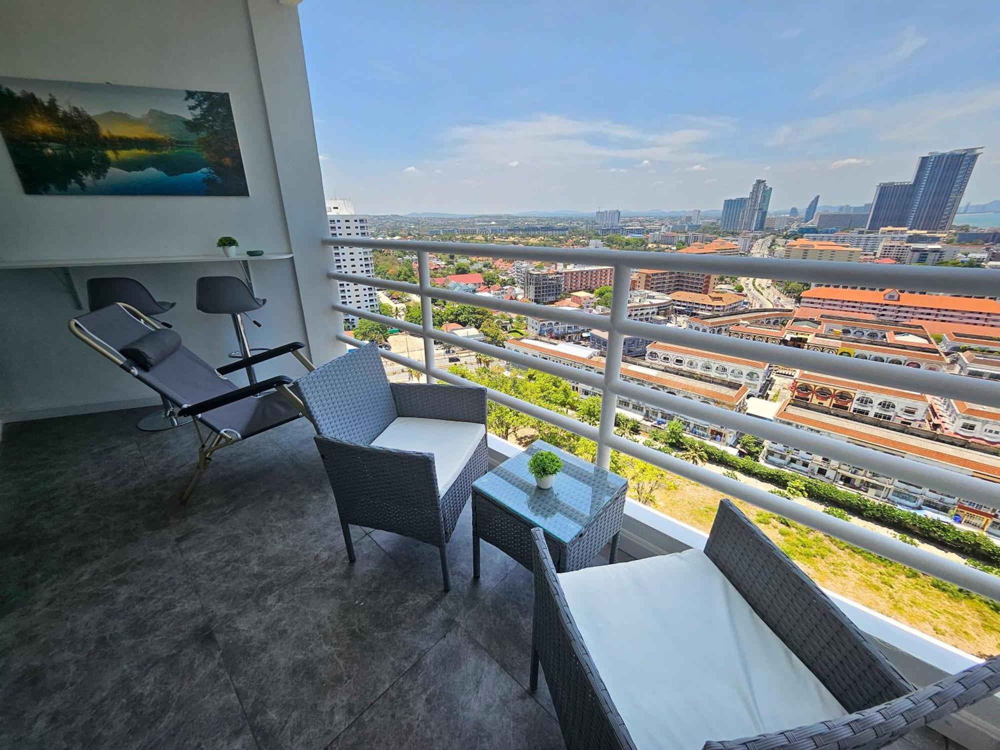 פאטאיה View Talay 5 Jomtien Beachfront מראה חיצוני תמונה